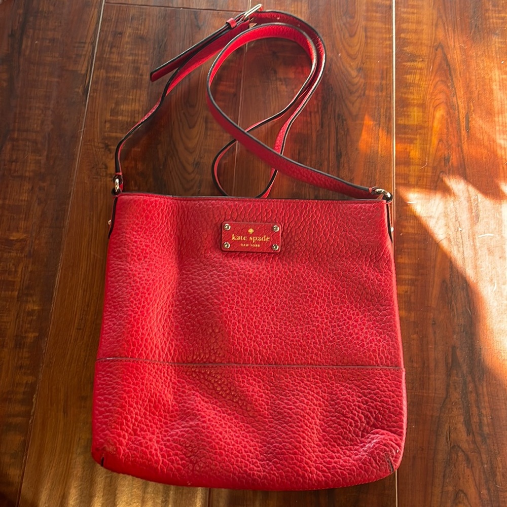 Crossbody Kate Spade purse